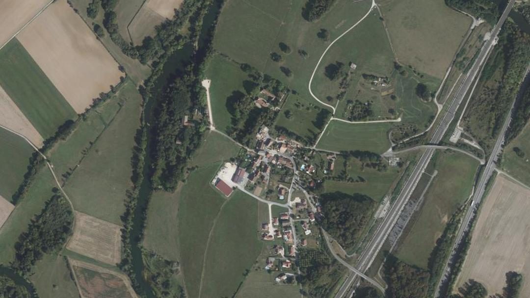 Photo 2 — Chevroz, Doubs (25870)