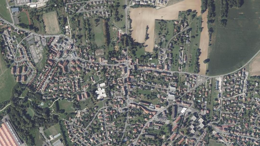 Photo 2 — Grand-Charmont, Doubs (25200)