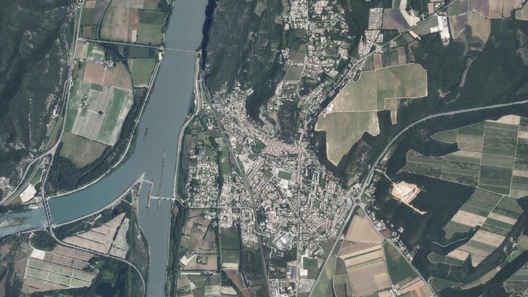 Photo 5 — Donzère, Drôme (26290)