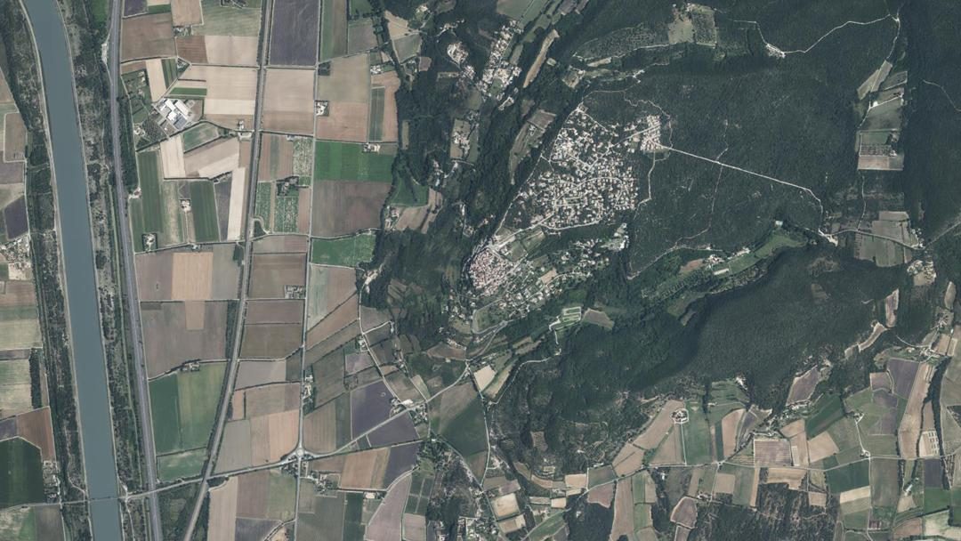 Photo 6 — La Garde-Adhémar, Drôme (26700)