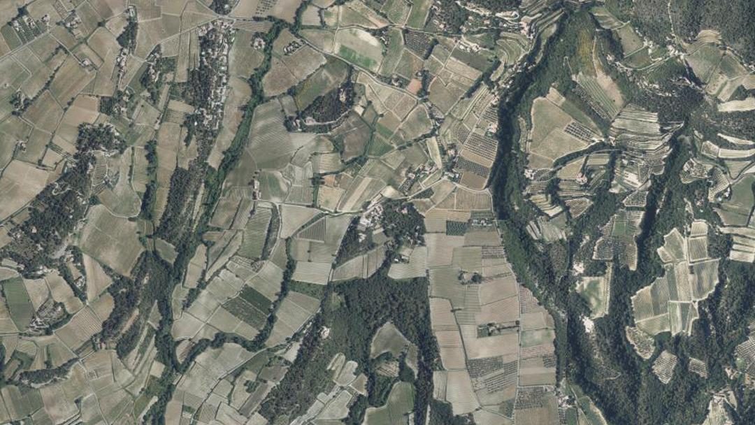 Photo 2 — Mérindol-les-Oliviers, Drôme (26170)
