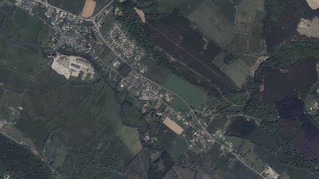 Photo 3 — Corneville-sur-Risle, Eure (27500)