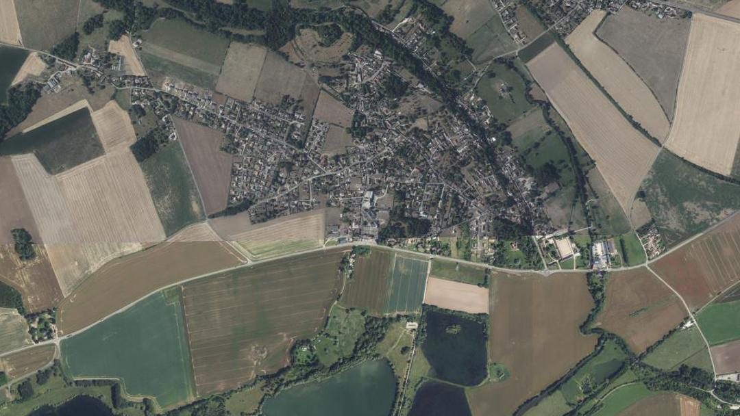 Photo 2 — Neaufles-Saint-Martin, Eure (27830)