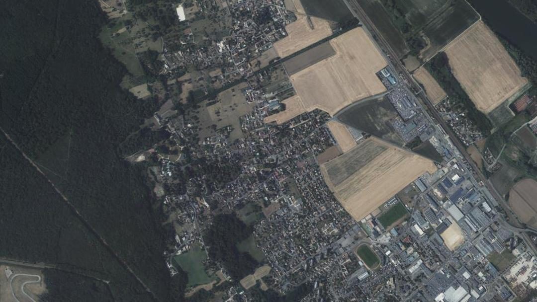 Photo 2 — La Chapelle-Longueville, Eure (27950)