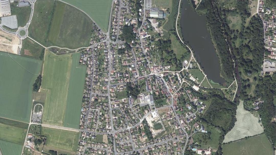 Photo 3 — Barjouville, Eure-et-Loir (28630)