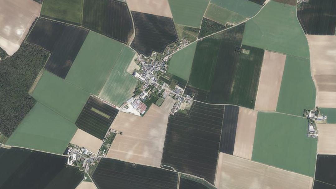 Photo 2 — Bazoches-les-Hautes, Eure-et-Loir (28140)