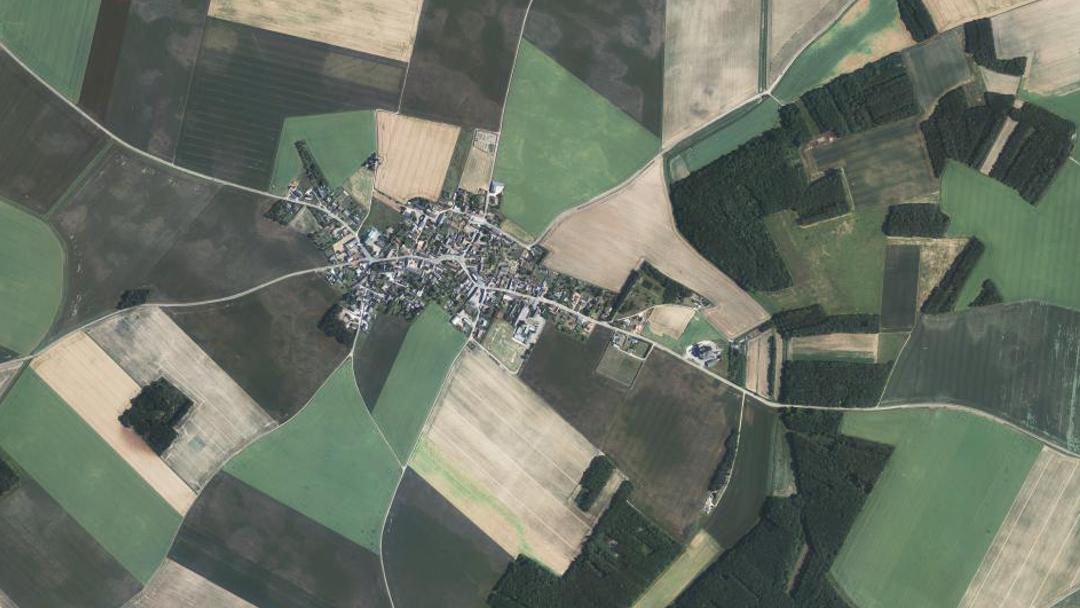 Photo 2 — Bouville, Eure-et-Loir (28800)