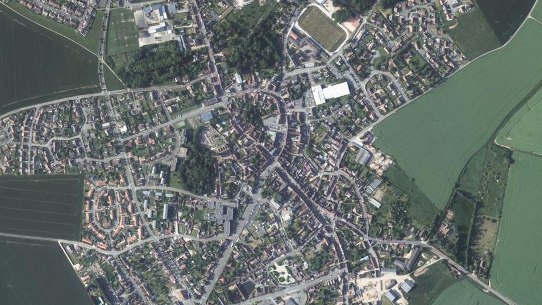 Photo 3 — Châteauneuf-en-Thymerais, Eure-et-Loir (28170)