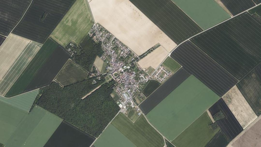 Photo 2 — Denonville, Eure-et-Loir (28700)