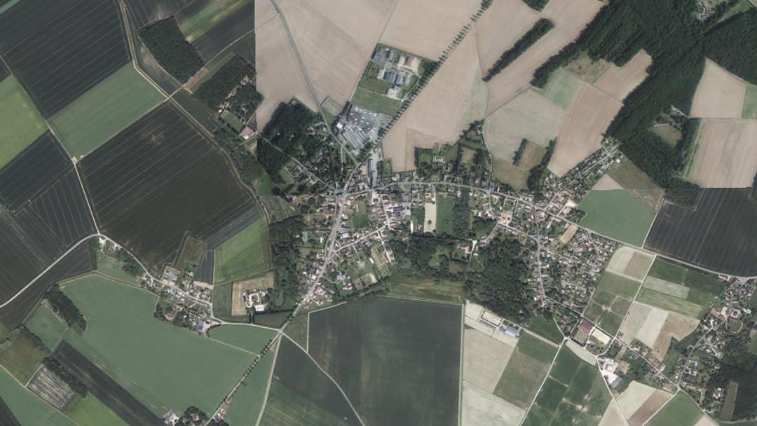 Photo 3 — Faverolles, Eure-et-Loir (28210)