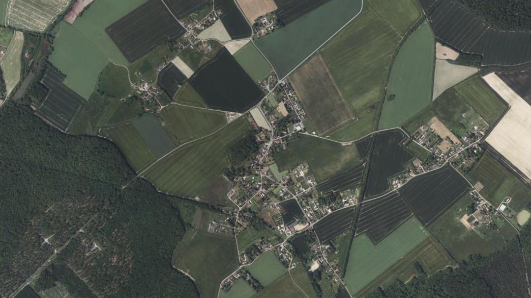 Photo 2 — La Framboisière, Eure-et-Loir (28250)