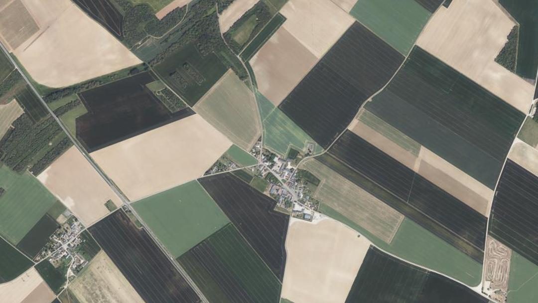 Photo 2 — Guilleville, Eure-et-Loir (28310)