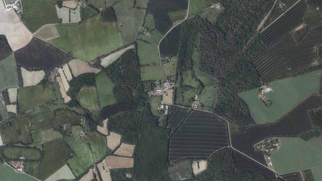 Photo 2 — Montireau, Eure-et-Loir (28240)