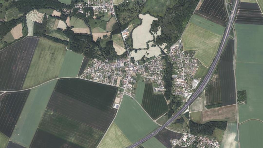 Photo 2 — Ver-lès-Chartres, Eure-et-Loir (28630)