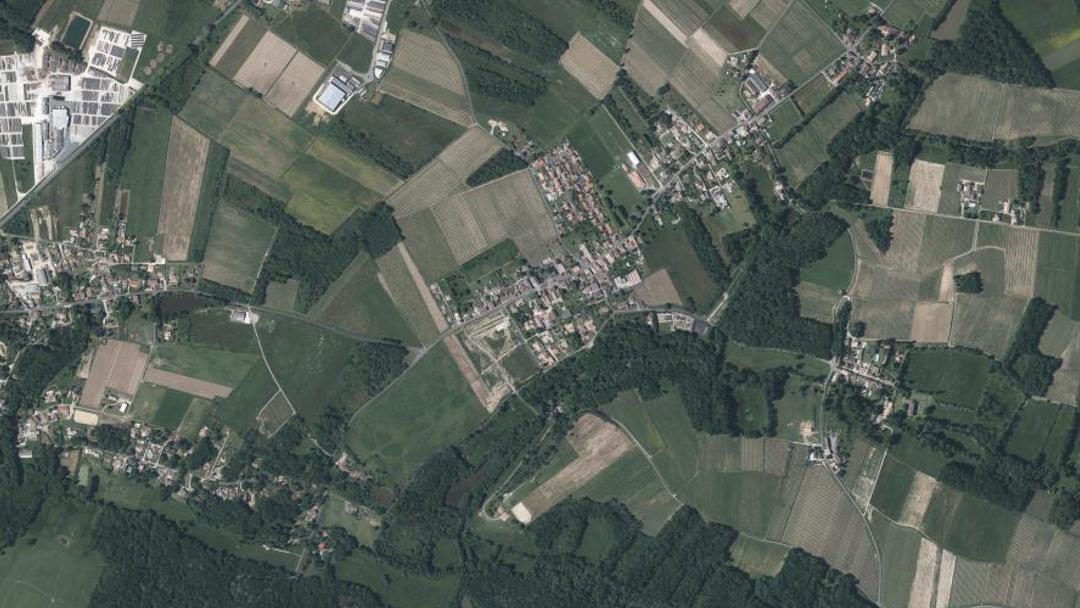 Photo 2 — Les Artigues-de-Lussac, Gironde (33570)