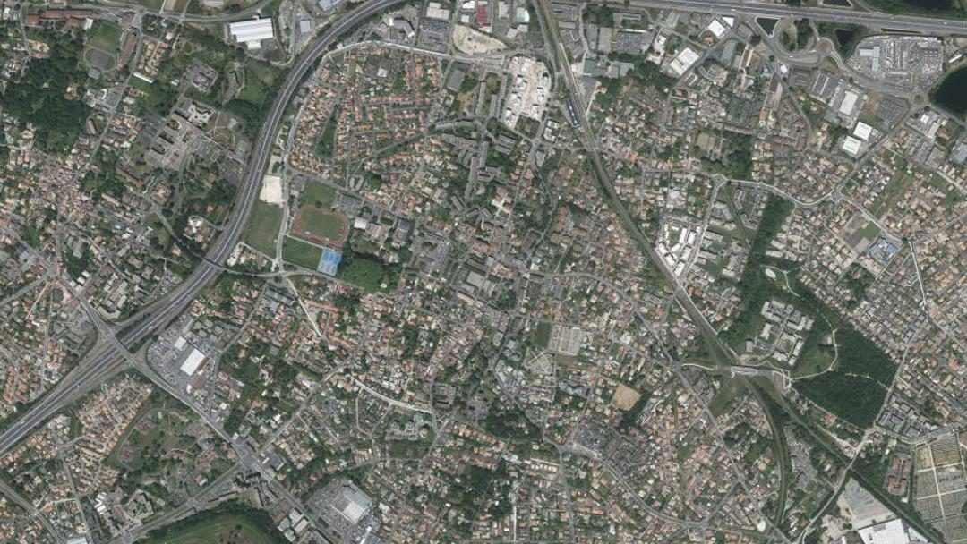 Photo 3 — Bruges, Gironde (33520)