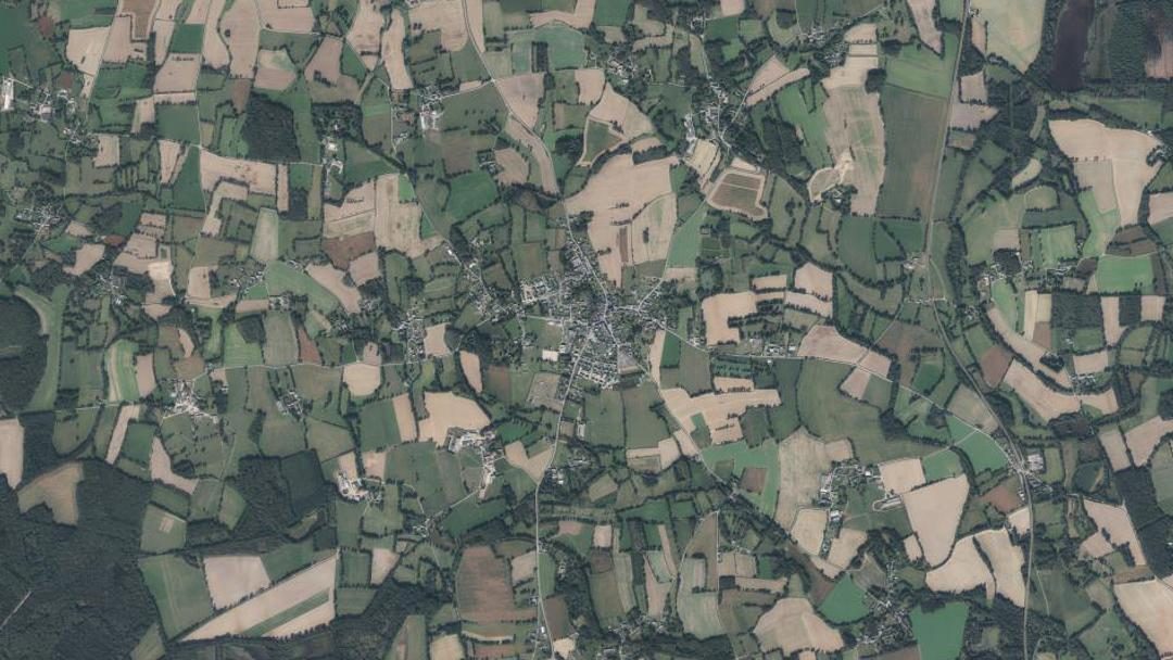 Photo 2 — Dingé, Ille-et-Vilaine (35440)