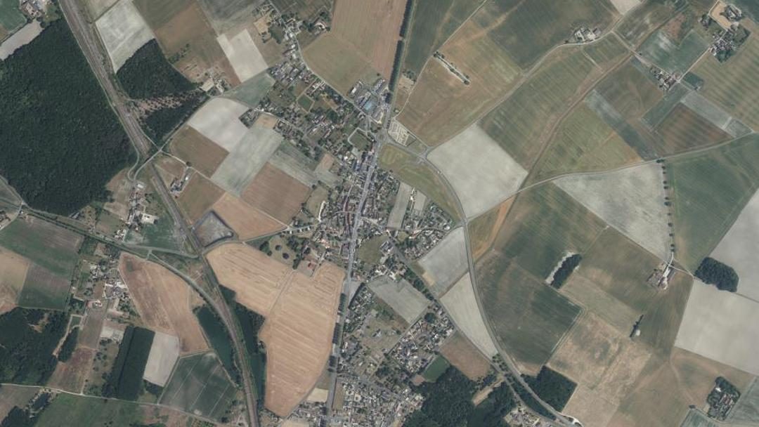 Photo 2 — La Celle-Saint-Avant, Indre-et-Loire (37160)
