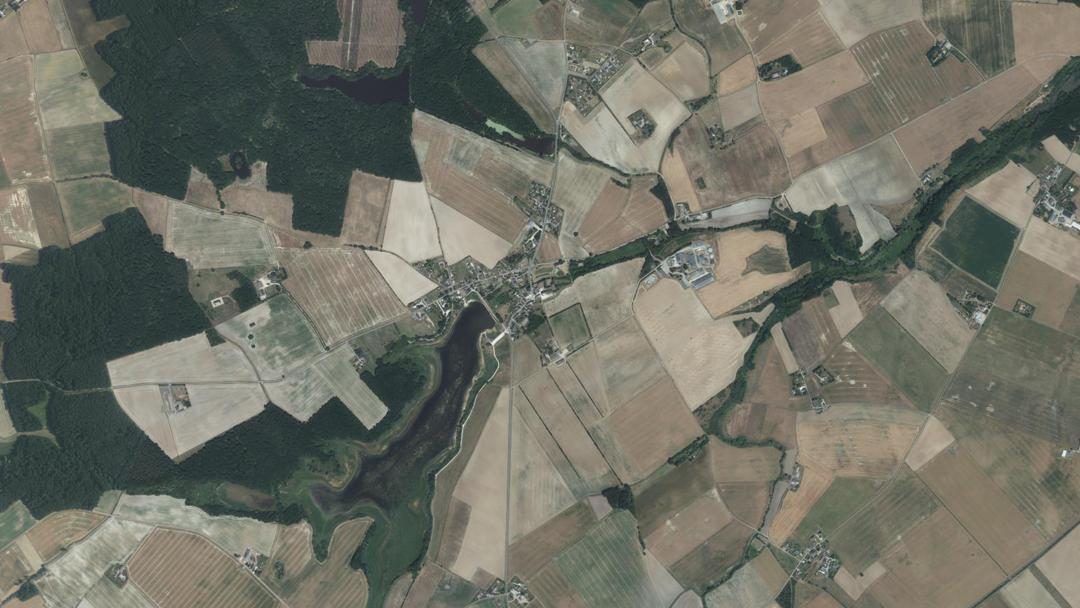 Photo 3 — Le Louroux, Indre-et-Loire (37240)