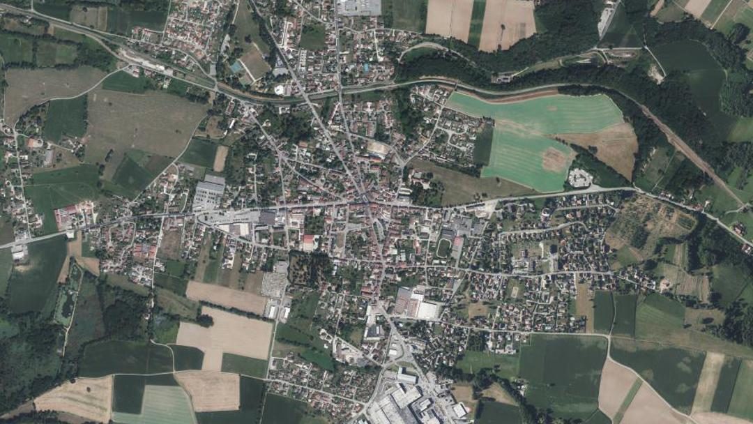 Photo 2 — Les Abrets en Dauphiné, Isère (38490)