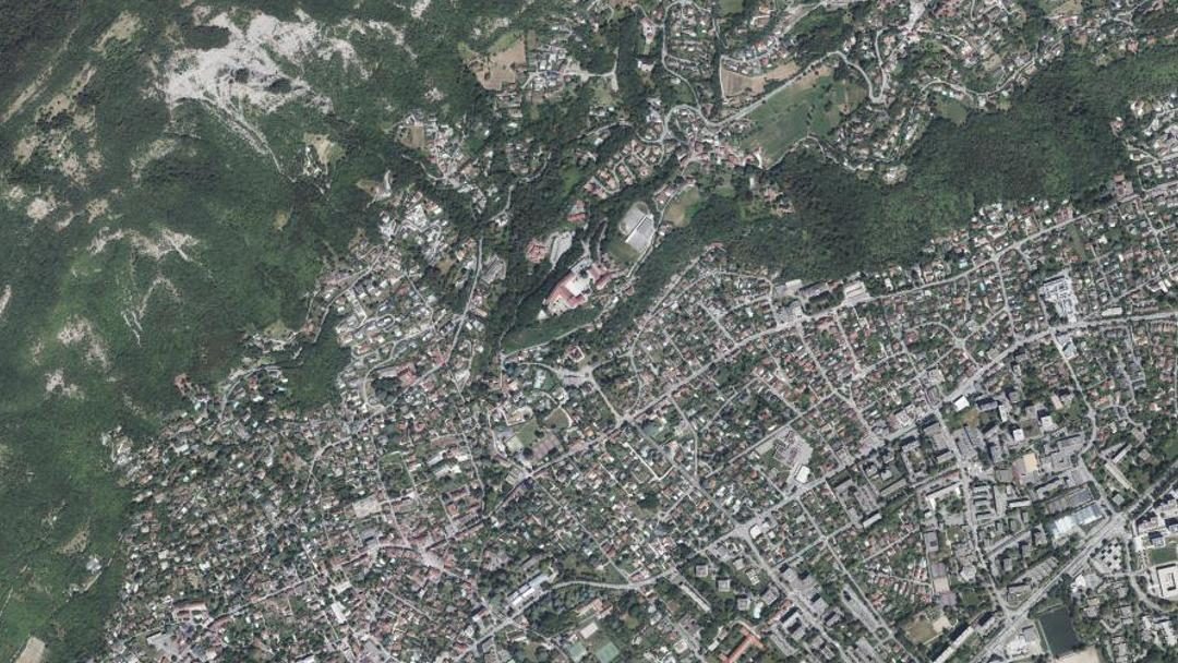 Photo 2 — Corenc, Isère (38700)