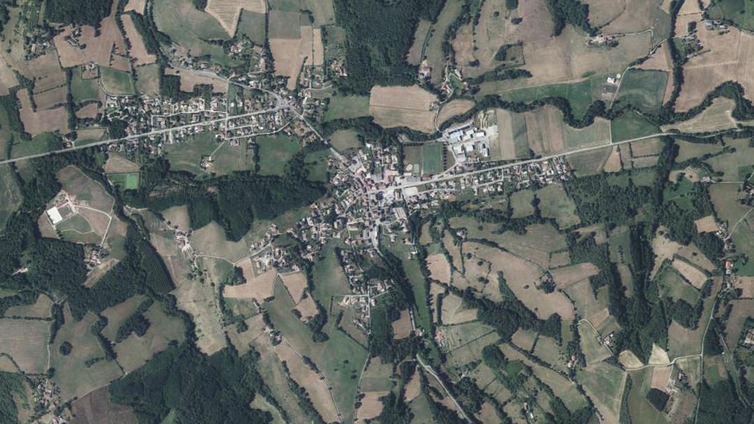 Photo 2 — Cour-et-Buis, Isère (38122)