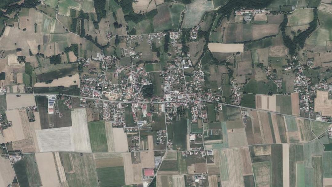 Photo 2 — Gillonnay, Isère (38260)