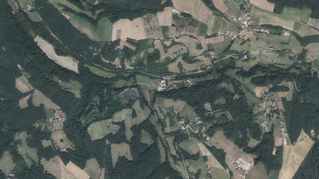 Photo 2 — Marnans, Isère (38980)