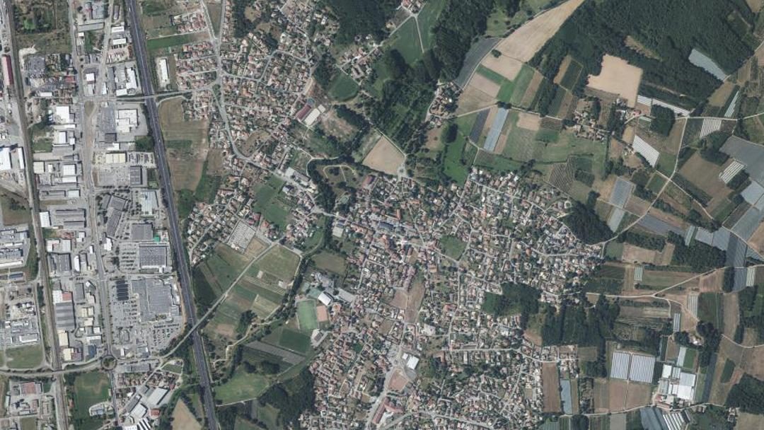 Photo 2 — Salaise-sur-Sanne, Isère (38150)