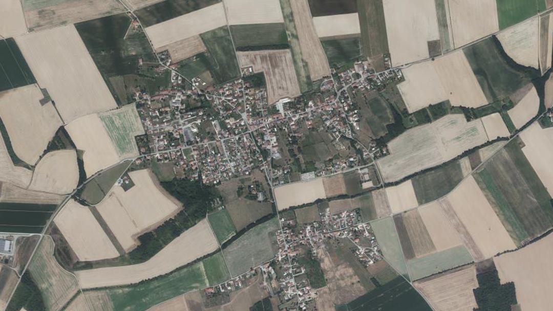 Photo 2 — Sardieu, Isère (38260)