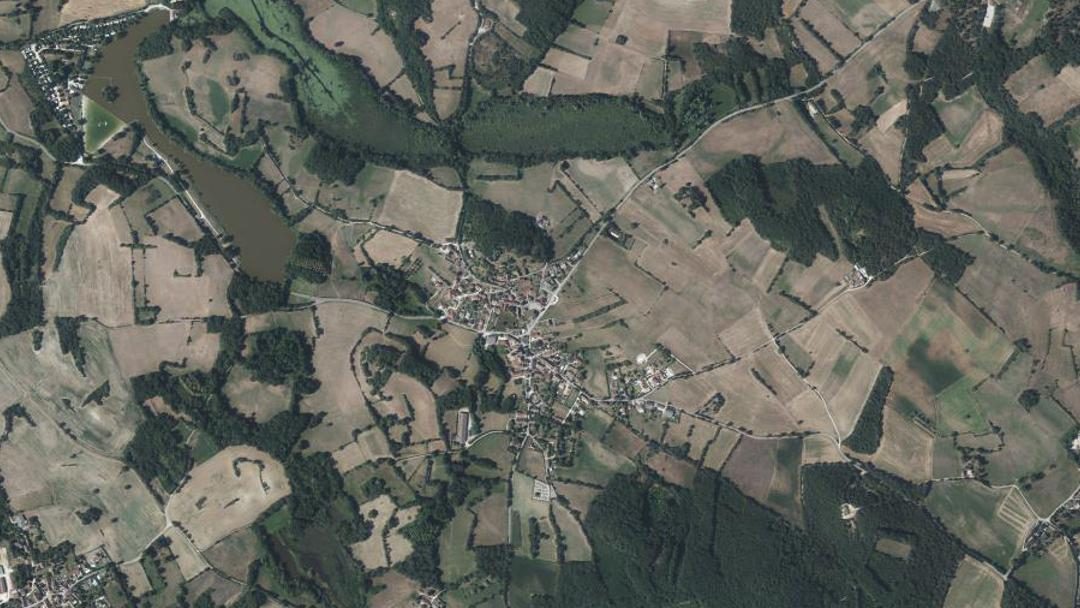 Photo 2 — Soleymieu, Isère (38460)