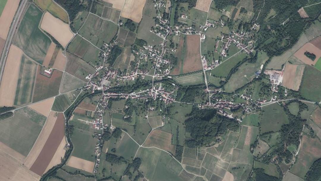 Photo 2 — Arlay, Jura (39140)