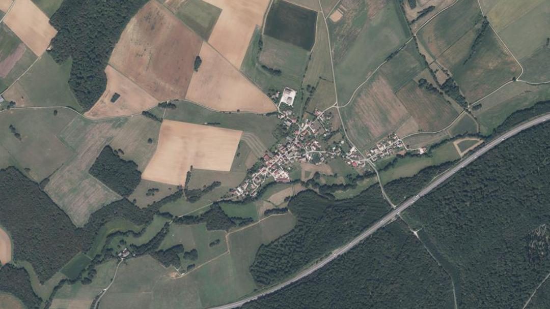 Photo 2 — Auxange, Jura (39700)