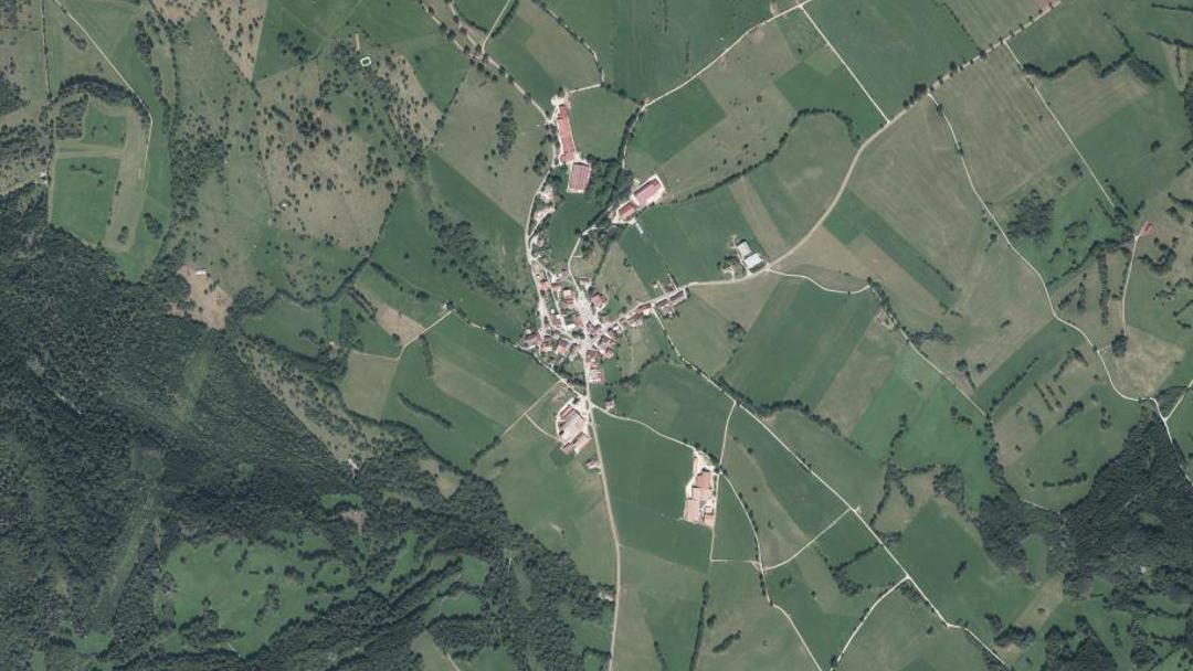 Photo 3 — Bief-des-Maisons, Jura (39150)