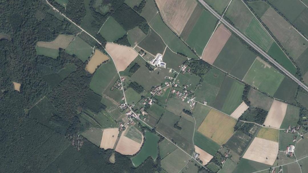 Photo 2 — Biefmorin, Jura (39800)