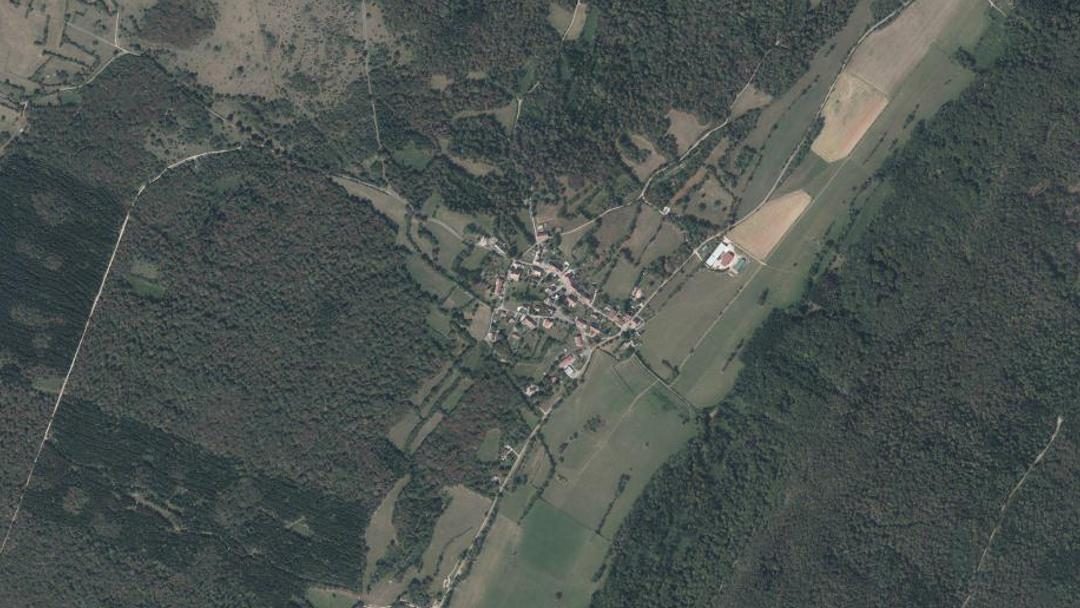 Photo 2 — Bonnefontaine, Jura (39800)