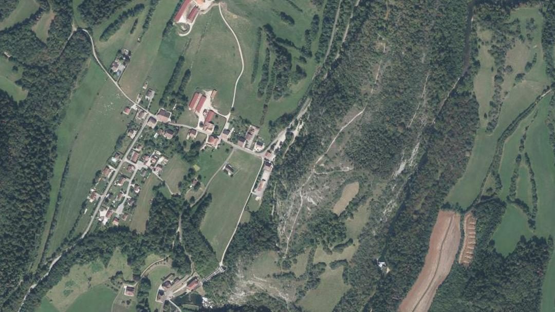 Photo 3 — Bourg-de-Sirod, Jura (39300)