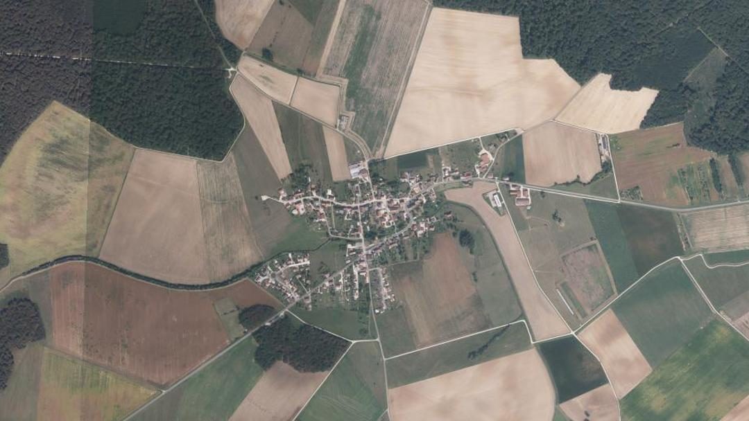 Photo 2 — Champagney, Jura (39290)