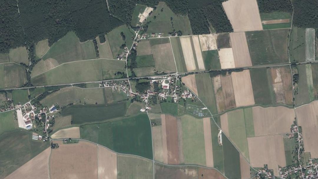 Photo 2 — Chatelay, Jura (39380)