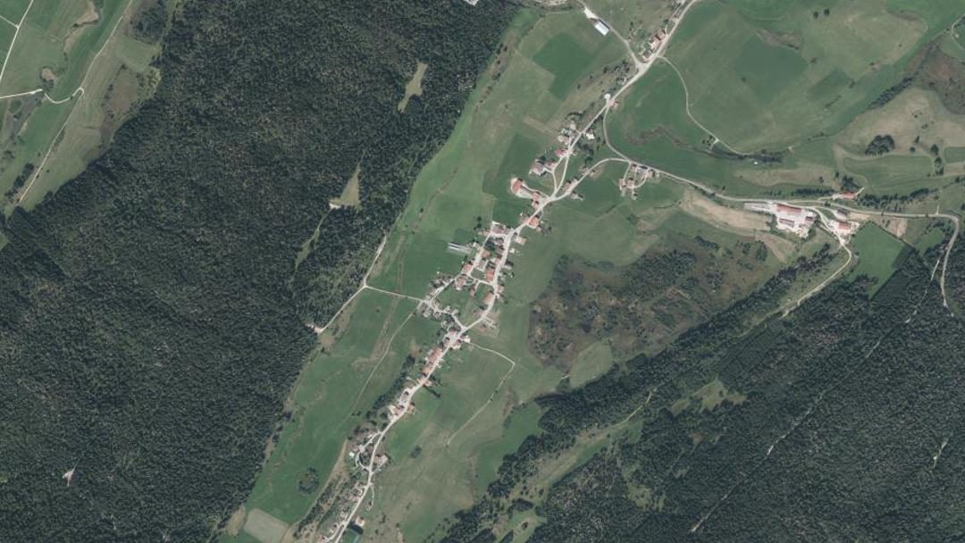 Photo 2 — Nanchez, Jura (39150)