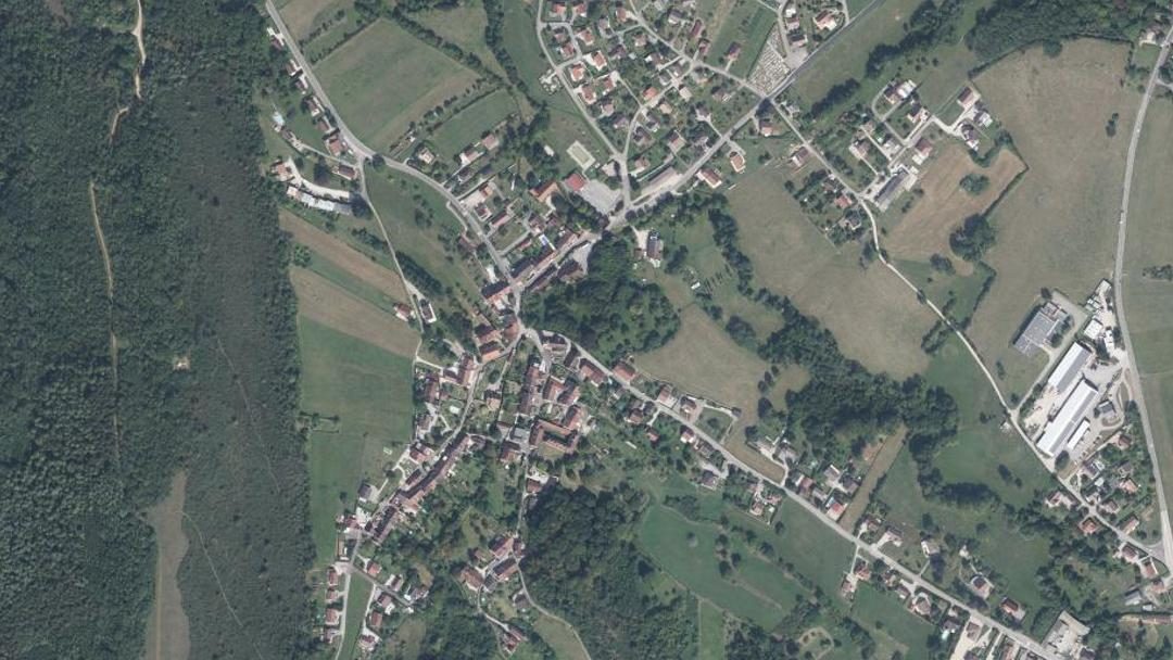 Photo 2 — Courbouzon, Jura (39570)