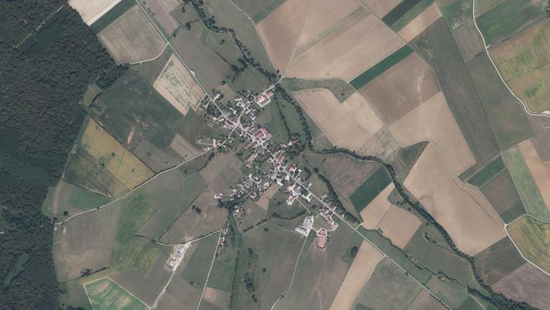 Photo 2 — La Ferté, Jura (39600)