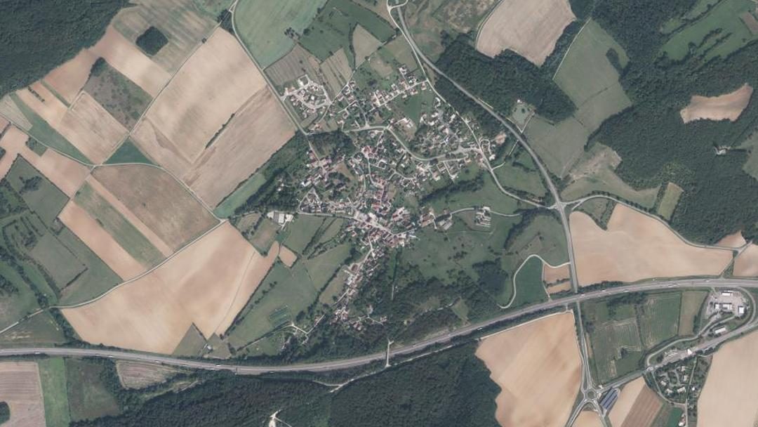 Photo 4 — Jouhe, Jura (39100)
