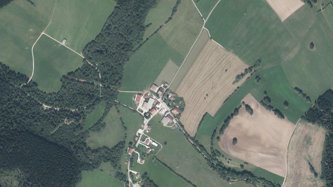 Photo 2 — Montmarlon, Jura (39110)