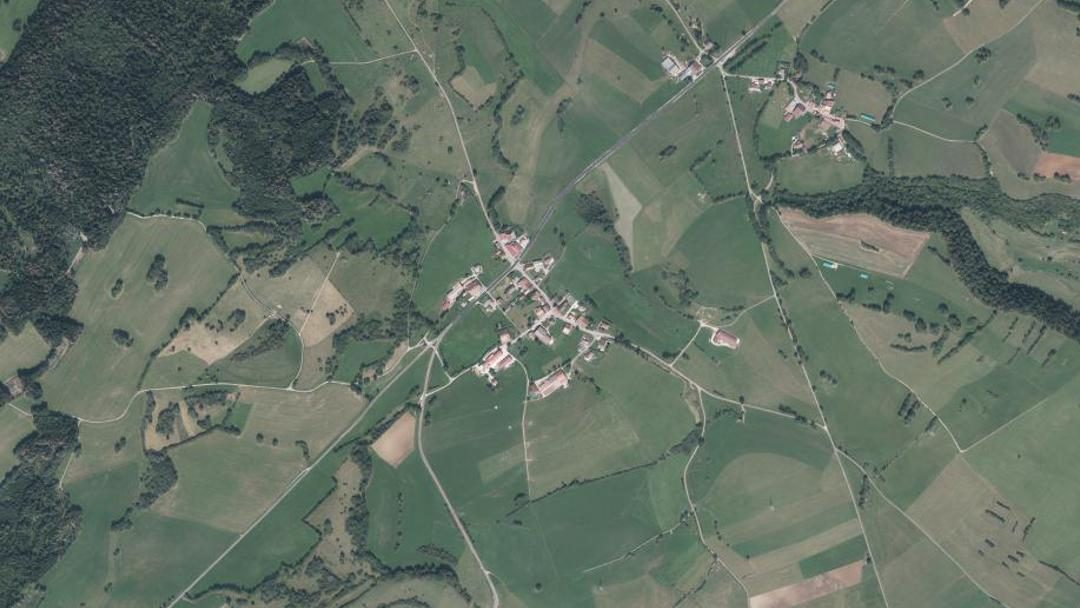 Photo 2 — Onglières, Jura (39250)