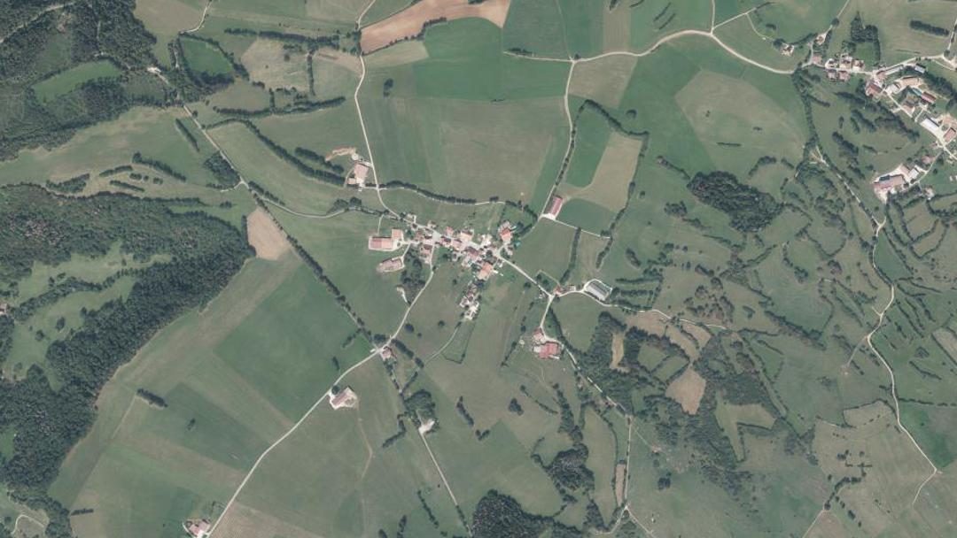 Photo 2 — Thésy, Jura (39110)