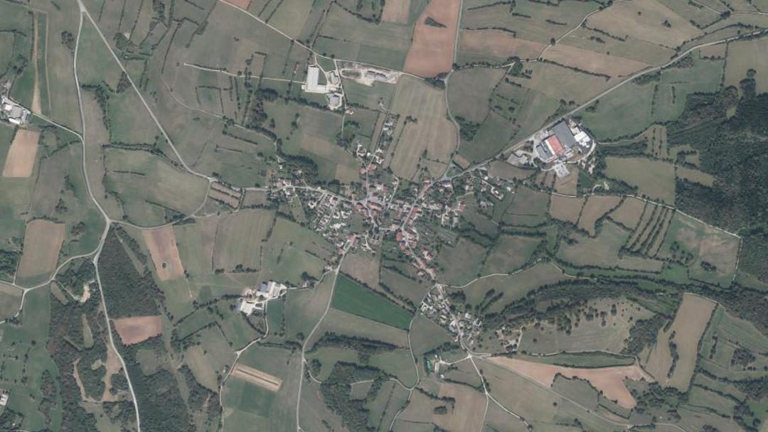 Photo 2 — Vevy, Jura (39570)