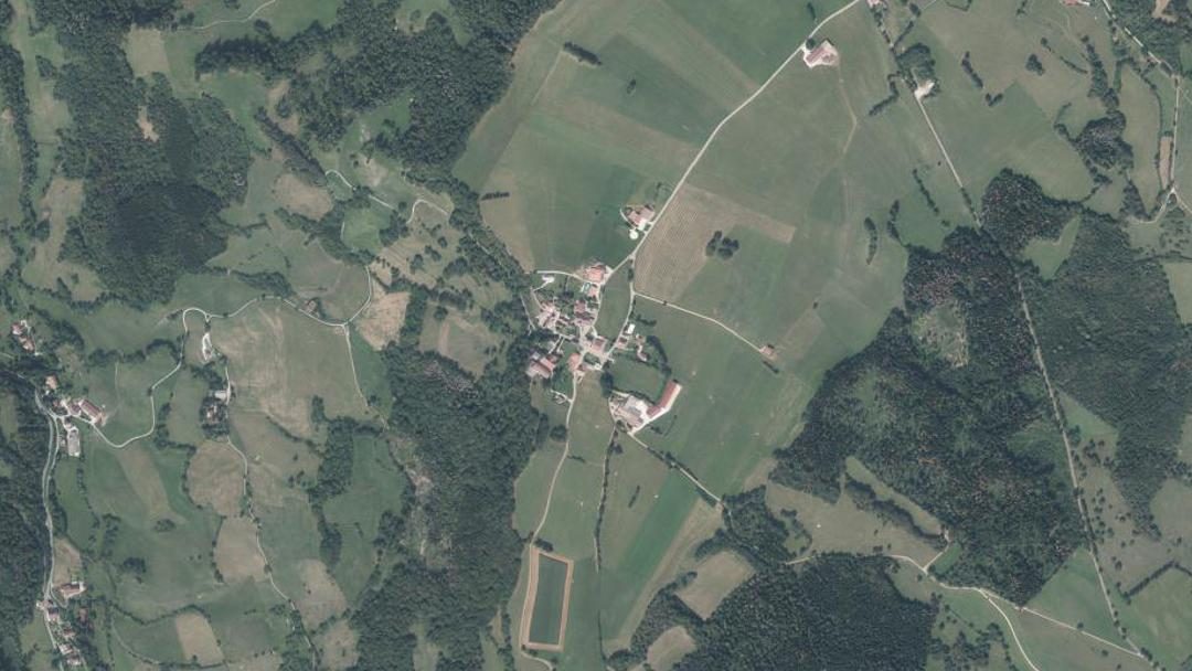 Photo 2 — Aresches, Jura (39110)