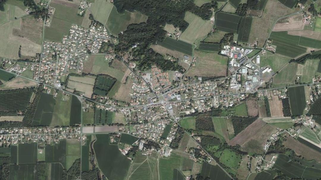 Photo 2 — Hinx, Landes (40180)