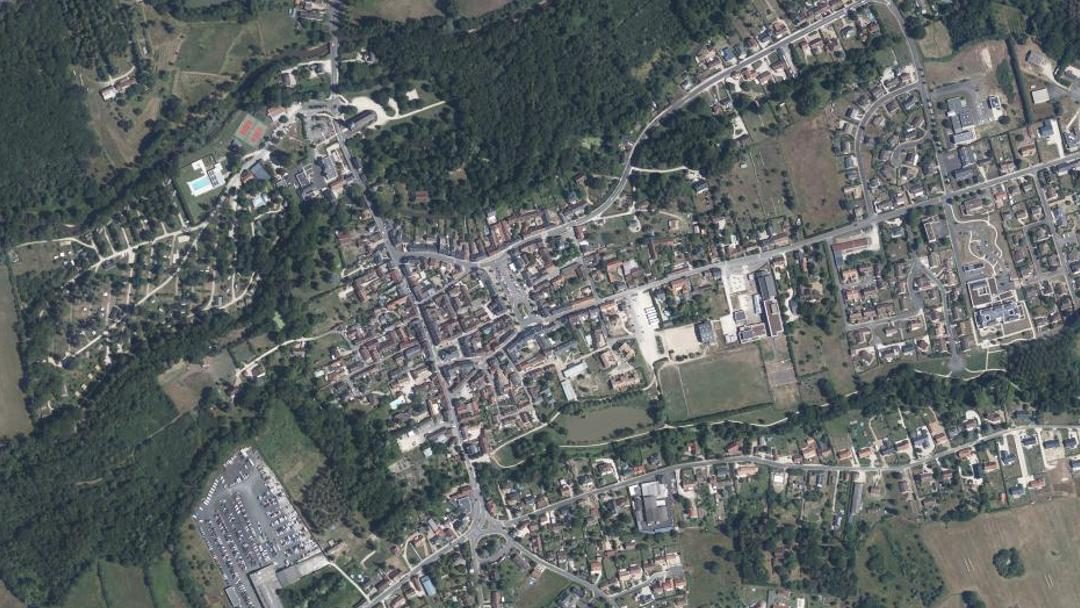 Photo 2 — Bracieux, Loir-et-Cher (41250)